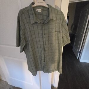 Men's shirts